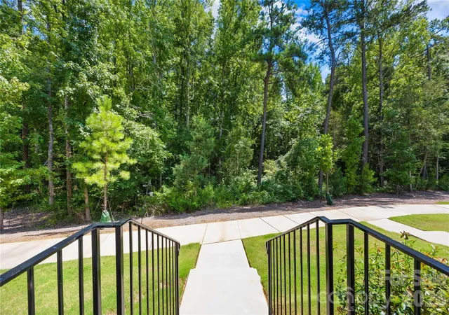 5th image of 12133 Storm Ln, Charlotte, NC 28277 | MLS# 4413433