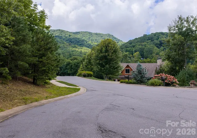4th image of 15 Panther Gap Rd #116, Black Mountain, NC 28711 | MLS# 4413441