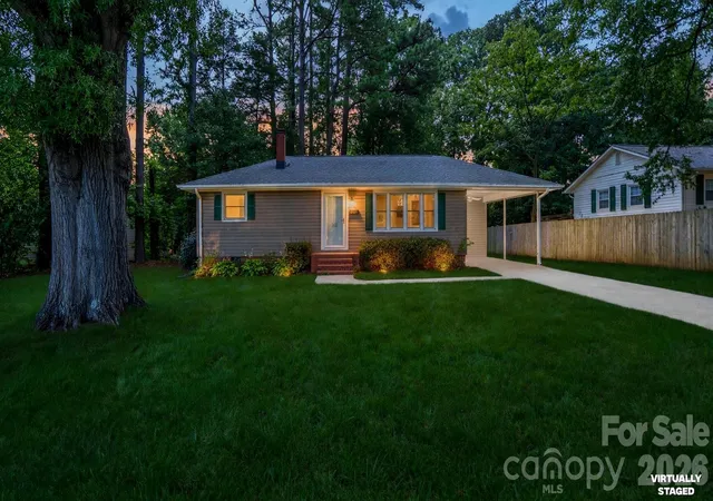 3rd image of 902 Dogwood Dr, Gastonia, NC 28054 | MLS# 4413443