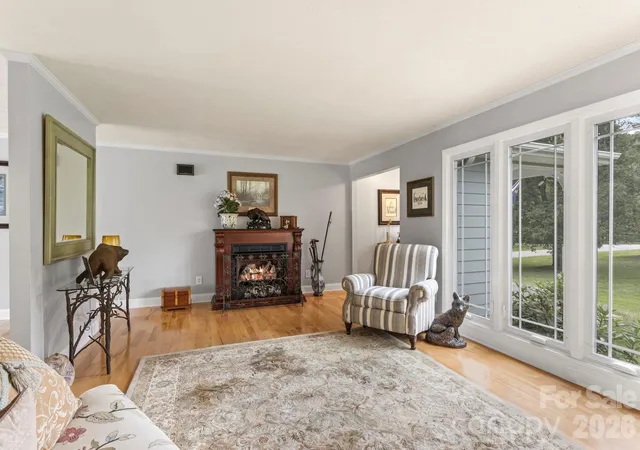 5th image of 231 Kimberly Ann Dr, Hendersonville, NC 28792 | MLS# 4413448