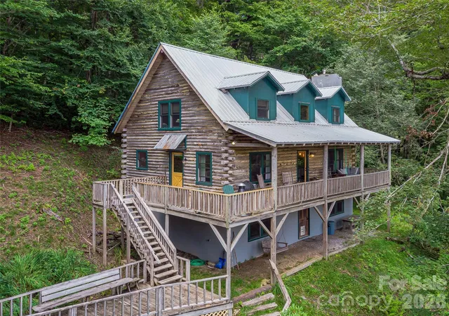 1st image of 267 Trillium Pl, Burnsville, NC 28714 | MLS# 4413454