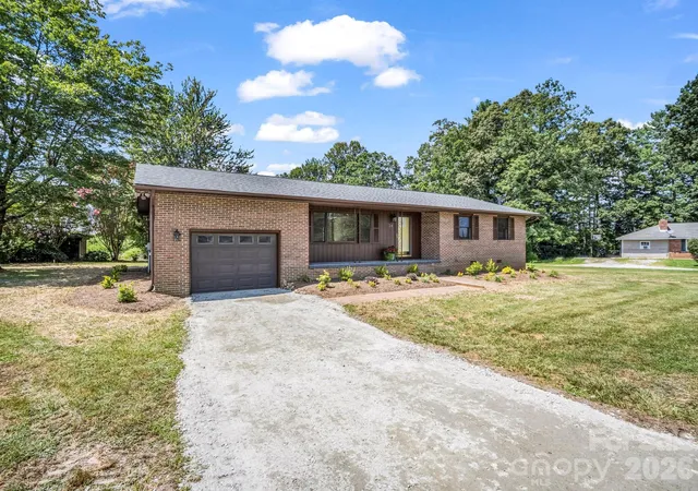 4th image of 24 Verbena Wy #5, Flat Rock, NC 28731 | MLS# 4413467