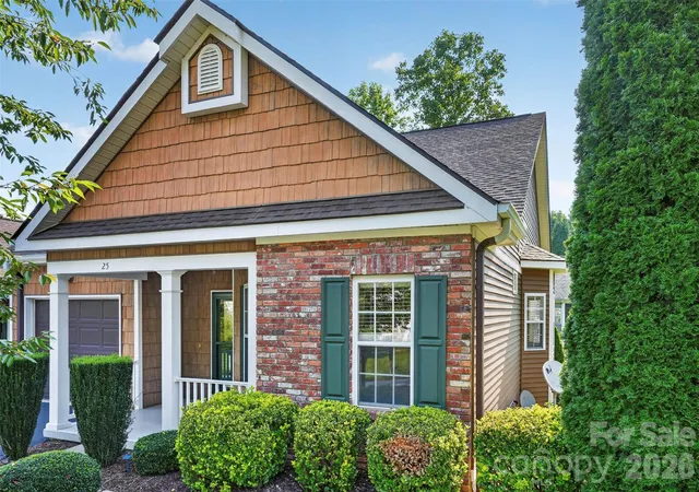 1st image of 25 Old Pasture Wy, Hendersonville, NC 28739 | MLS# 4413477