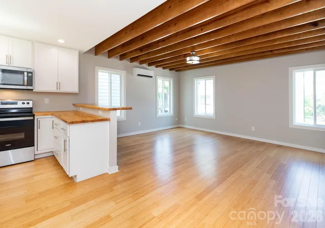 image of 56 W Cascade St, Arden, NC 28704 | MLS# 4413479