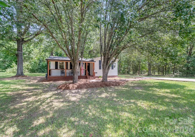 2nd image of 1218 Hammond Carnes Rd, Lancaster, SC 29720 | MLS# 4413480