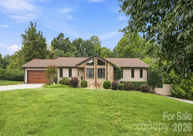 Photo 2 of Single family home for sale at 3867 Angie Dr, Denver, NC 28037 | MLS# 4413500 | Listing updated on 2026-08-31