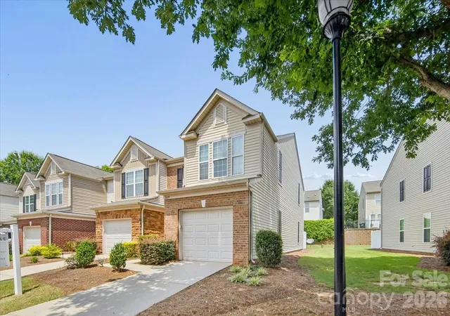 Photo 3 of Townhouse for sale at 2419 Diplomat Ln, Charlotte, NC 28210 | MLS# 4413506 | Listing updated on 2026-09-05