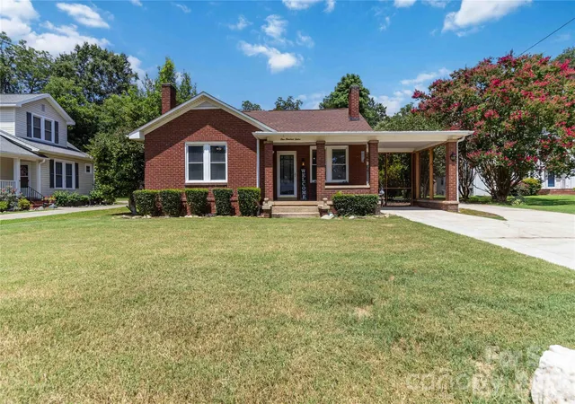 1st image of 112 Pressly St, Clover, SC 29710 | MLS# 4413522