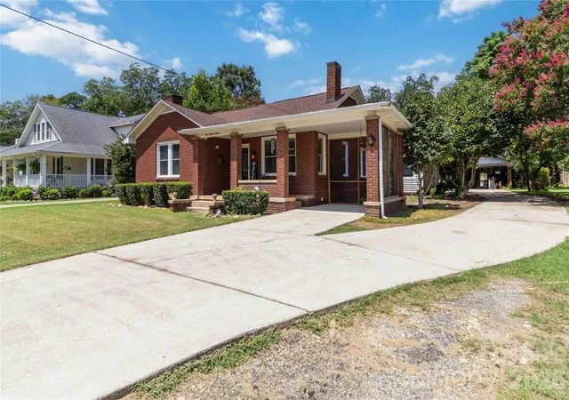 3rd image of 112 Pressly St, Clover, SC 29710 | MLS# 4413522