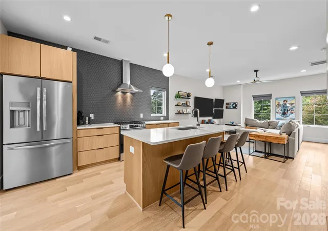 3rd image of 3020 Cobbs Hill Rd, Charlotte, NC 28205 | MLS# 4413526