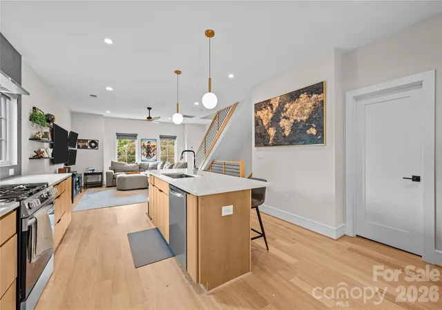 4th image of 3020 Cobbs Hill Rd, Charlotte, NC 28205 | MLS# 4413526