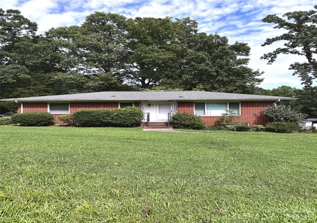 1st image of 406 Town St, Landis, NC 28088 | MLS# 4413527