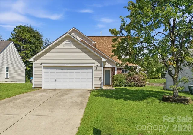 Photo 1 of Single family home for sale at 2925 Deep Cvs Dr Nw, Concord, NC 28027 | MLS# 4413532 | Listing updated on 2026-10-06