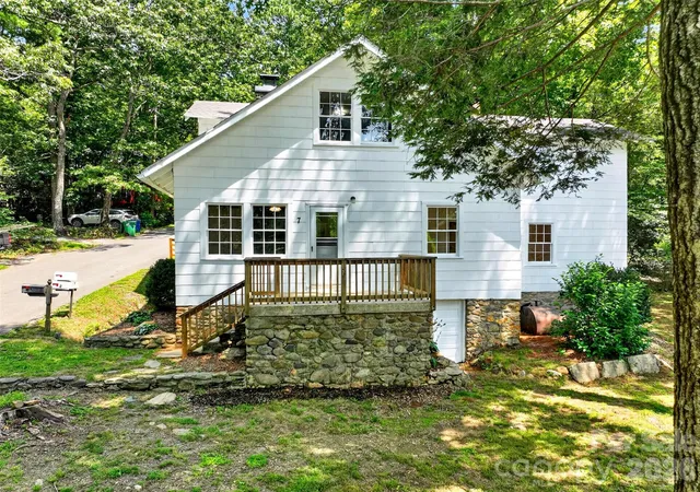 2nd image of 7 Bowers Rd, Black Mountain, NC 28711 | MLS# 4413537