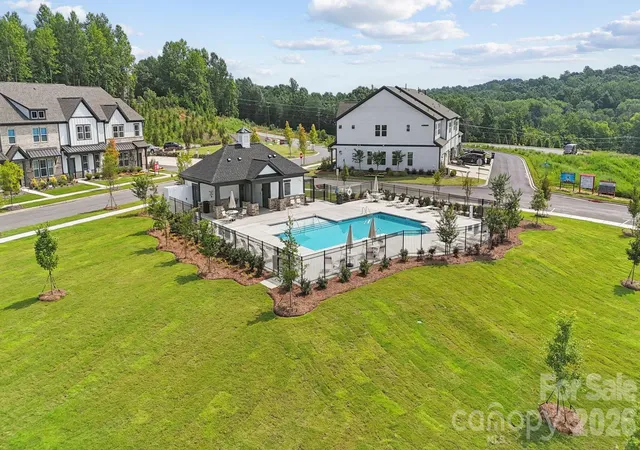 Photo 3 of Sale Pending at 3187 Beacon Hts Rd, Fort Mill, SC 29707 | MLS# 4413546 | Listing updated on 2026-08-12
