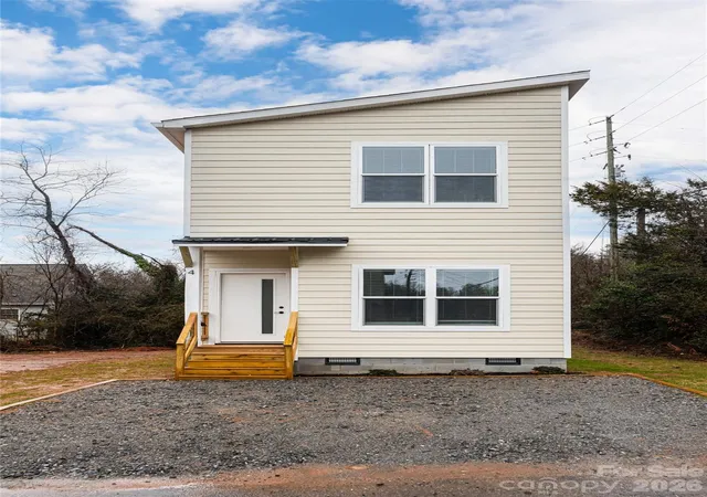 4th image of 4 & 10 Wyndom Ln, Asheville, NC 28805 | MLS# 4413553