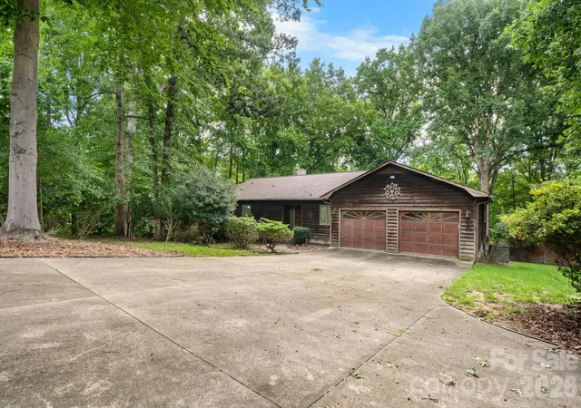 Photo 3 of Single family home for sale at 139 Windwood Ln, Troutman, NC 28166 | MLS# 4413560 | Listing updated on 2026-08-14