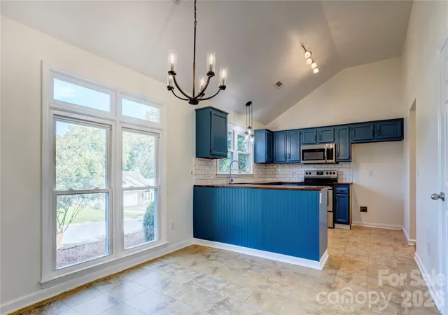 Photo 3 of Single family home for sale at 156 Edgewater Dr Nw, Concord, NC 28027 | MLS# 4413561 | Listing updated on 2026-09-21