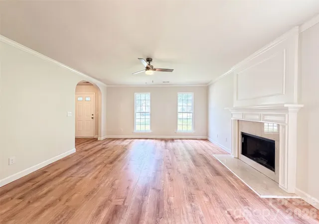 Photo 3 of Single family home for sale at 14542 Arbor Ridge Dr, Charlotte, NC 28273 | MLS# 4413570 | Listing updated on 2026-09-22