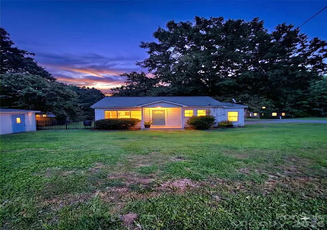 1st image of 202 Oak St, Stanfield, NC 28163 | MLS# 4413574