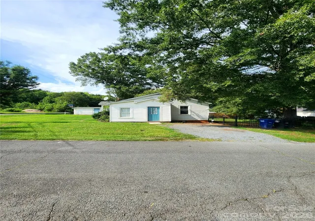 5th image of 202 Oak St, Stanfield, NC 28163 | MLS# 4413574