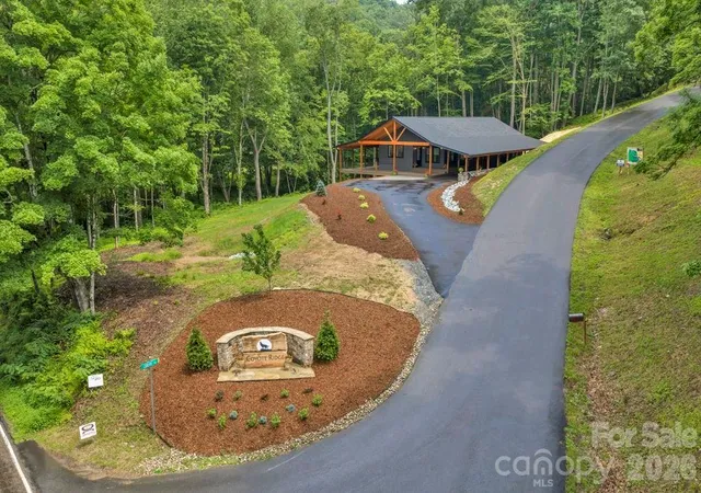 Photo 1 of Single family home for sale at 116 Coyote Trl, Boone, NC 28607 | MLS# 4413602 | Listing updated on 2026-09-04