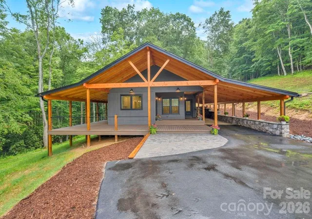 Photo 2 of Single family home for sale at 116 Coyote Trl, Boone, NC 28607 | MLS# 4413602 | Listing updated on 2026-09-04