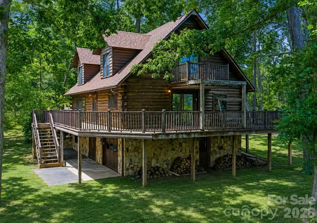 Photo 1 of Single family home for sale at 270 Dana Rd, Green Mountain, NC 28740 | MLS# 4413619 | Listing updated on 2026-08-25