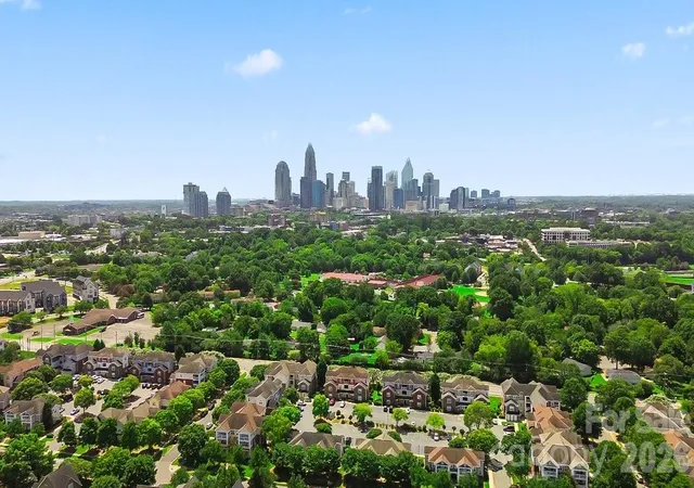 31st image of 1308 Rising Oak Dr, Charlotte, NC 28206 | MLS# 4413620
