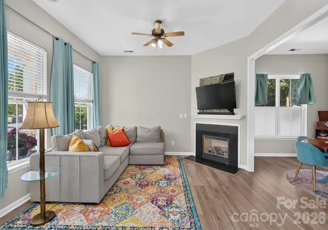 4th image of 1308 Rising Oak Dr, Charlotte, NC 28206 | MLS# 4413620