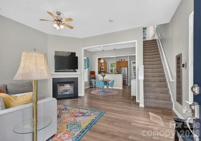 5th image of 1308 Rising Oak Dr, Charlotte, NC 28206 | MLS# 4413620
