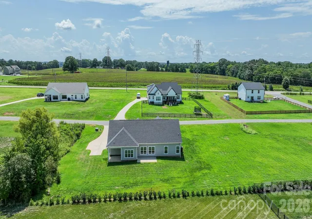 3rd image of 3013 Isle Ln, Monroe, NC 28110 | MLS# 4413627