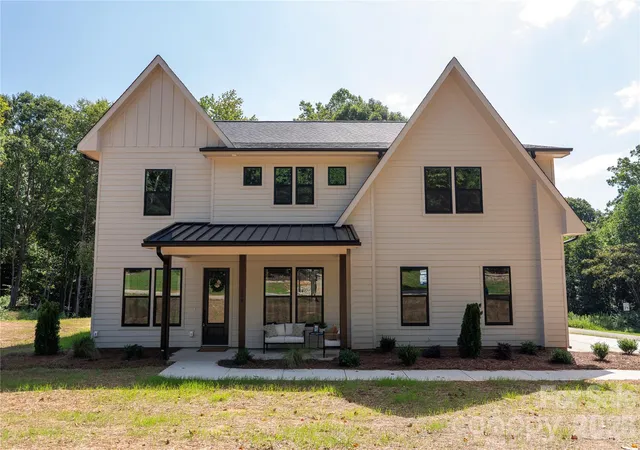 2nd image of 320 Laurel Crest Dr, Kannapolis, NC 28081 | MLS# 4413631
