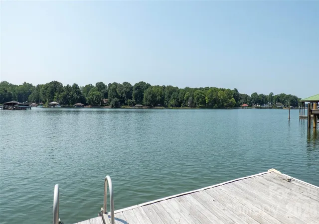 1st image of 115 Rainbow Ln, Mooresville, NC 28117 | MLS# 4413654