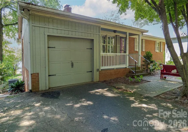 2nd image of 115 Rainbow Ln, Mooresville, NC 28117 | MLS# 4413654