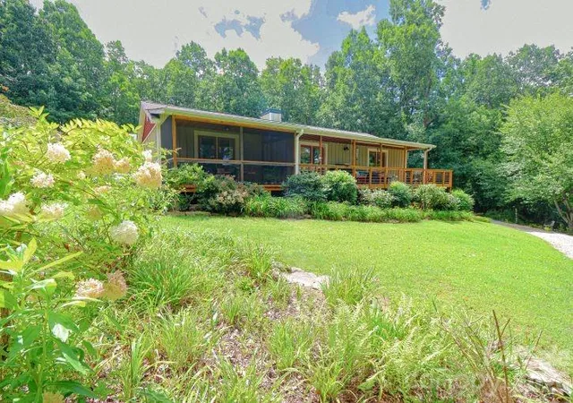 Photo 3 of Single family home for sale at 141 Owl Hvn Ln, Cedar Mountain, NC 28718 | MLS# 4413663 | Listing updated on 2026-08-20
