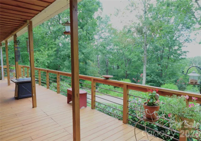 Photo 5 of Single family home for sale at 141 Owl Hvn Ln, Cedar Mountain, NC 28718 | MLS# 4413663 | Listing updated on 2026-08-20
