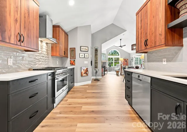 Photo 4 of Townhouse for sale at 100 Mountain Meadow Cir, Weaverville, NC 28787 | MLS# 4413664 | Listing updated on 2026-09-02