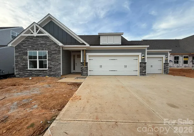 Photo 1 of Single family home for sale at 4494 Blue Mound Ct, Stanley, NC 28164 | MLS# 4413668 | Listing updated on 2026-10-09