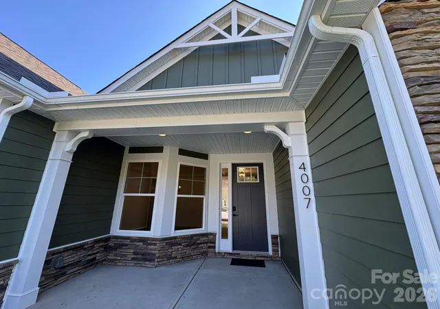 Photo 2 of Single family home for sale at 4007 Cedar Fls Dr, Waxhaw, NC 28173 | MLS# 4413669 | Listing updated on 2026-10-18