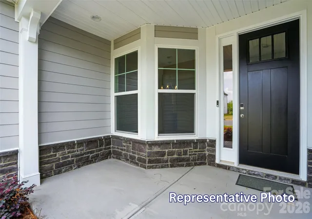 Photo 4 of Single family home for sale at 4007 Cedar Fls Dr, Waxhaw, NC 28173 | MLS# 4413669 | Listing updated on 2026-08-28