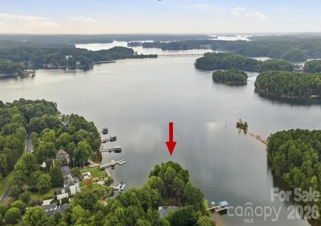 Photo 1 of Single family home for sale at 9265 Belle Pines Ct, Sherrills Ford, NC 28673 | MLS# 4413675 | Listing updated on 2026-10-02