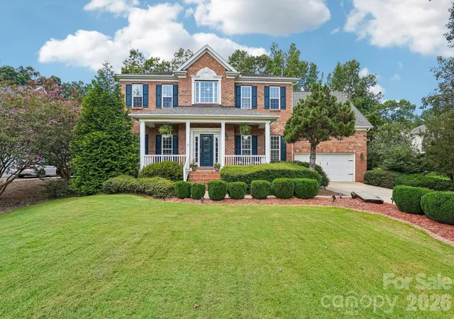 Photo 1 of Single family home for sale at 10823 Persimmon Crk Dr, Mint Hill, NC 28227 | MLS# 4413690 | Listing updated on 2026-09-23