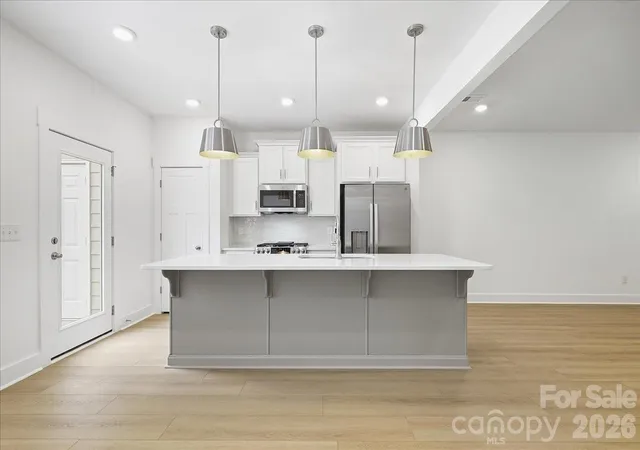 Photo 3 of Townhouse for sale at 27 Oleetah Fls Way, Hendersonville, NC 28792 | MLS# 4413706 | Listing updated on 2026-10-16