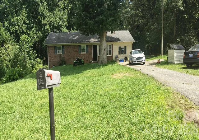 1st image of 522 Lee Dr, Shelby, NC 28152 | MLS# 4413725