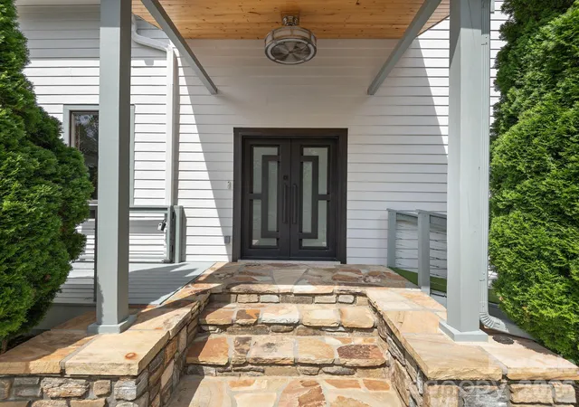 4th image of 248 Wisdom Cove Rd, Flat Rock, NC 28731 | MLS# 4413753