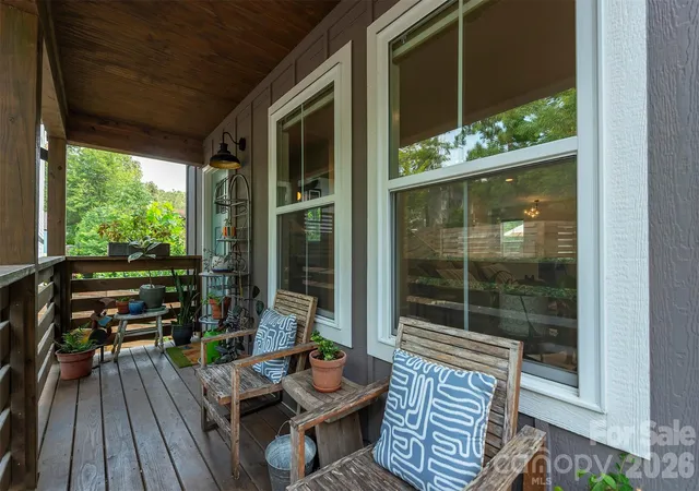 Photo 4 of Single family home for sale at 191 Chatham Rd, Asheville, NC 28804 | MLS# 4413770 | Listing updated on 2026-10-09