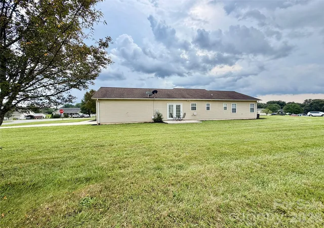 Photo 25 of Single family home for sale at 134 Brentwood Dr, Taylorsville, NC 28681 | MLS# 4413779 | Listing updated on 2026-08-22
