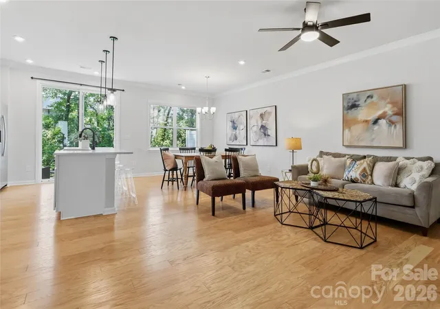 5th image of 5320 Somerset Hill Ln, Charlotte, NC 28269 | MLS# 4413784