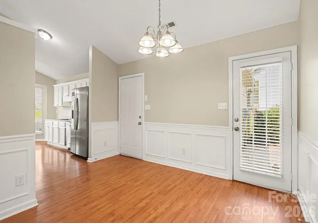 4th image of 9819 Veronica Dr, Charlotte, NC 28215 | MLS# 4413821